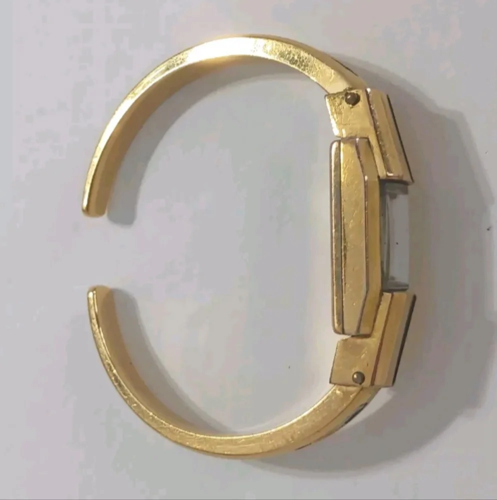 DULUX Vintage Women's Bracelet Wind-up Watch Plaque Or G 20 Microns.